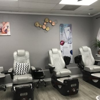 Modern Nails & Spa - Interior: back of shop. - Nail Salons Near Me - Cathedral City, California Modern Nails & Spa - Interior: back of shop. - Nail Salons Near Me - Cathedral City, California