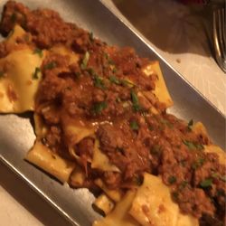 La Toscana - Tagliatelle with sausage and mushrooms