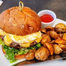Field House - Ultimate Breakfast Burger (9/29/24)