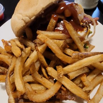 Chef Vargas - Open pit burger - Breakfast & Brunch Near Me - Elkins Park, Pennsylvania