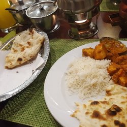 Amarpalace Indisches Restaurant - Chicken Curry mit Basmati-Reis + Brot