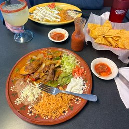 Biseck ranchero Enchiladas Biseck ranchero Enchiladas