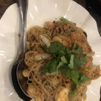 Monark Asian Bistro - Chinese Near Me - Riverside, California