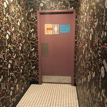 Salem Gardens - Hallway to restrooms. - Burgers Near Me - Cincinnati, Ohio