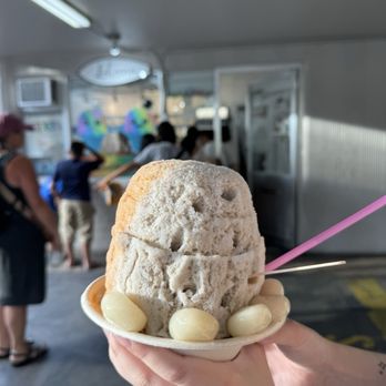Lahaina Shave Ice - Desserts Near Me - Honolulu, Hawaii Lahaina Shave Ice - Desserts Near Me - Honolulu, Hawaii