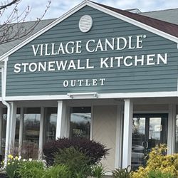 Stonewall Kitchen Outlet - Village Candle & Stonewall Kitchen Outlet