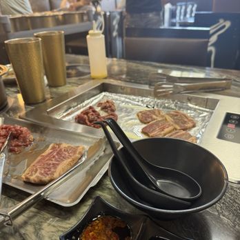 98 Shabu+Grill Seafood AYCE - I didn't like how the grill covered with foil - Hot Pot Near Me - Westminster, California