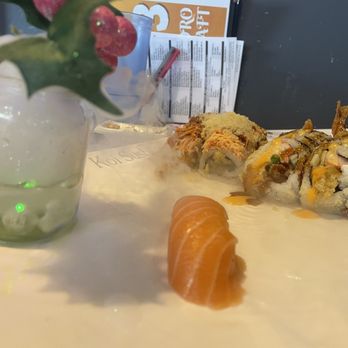 Koi Sushi - Japanese Near Me - Chicago, Illinois
