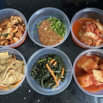 Jeunju Restaurant - Banchan - Korean Near Me - Flushing, New York Jeunju Restaurant - Banchan - Korean Near Me - Flushing, New York