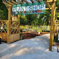 USF Botanical Gardens - The native plant shop