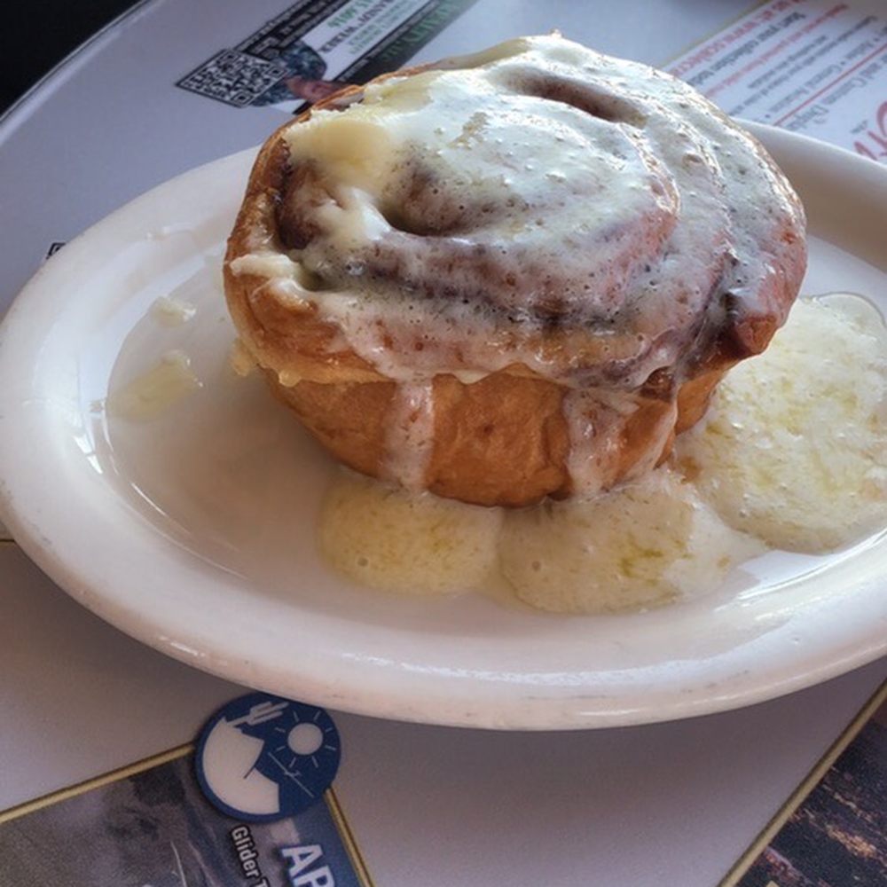 Hangar Cafe - Cinnamon Roll - Cafes Near Me - Chandler, Arizona
