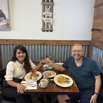Casa de Nati - My first time here - New American Near Me - San Fernando Valley, California Casa de Nati - My first time here - New American Near Me - San Fernando Valley, California