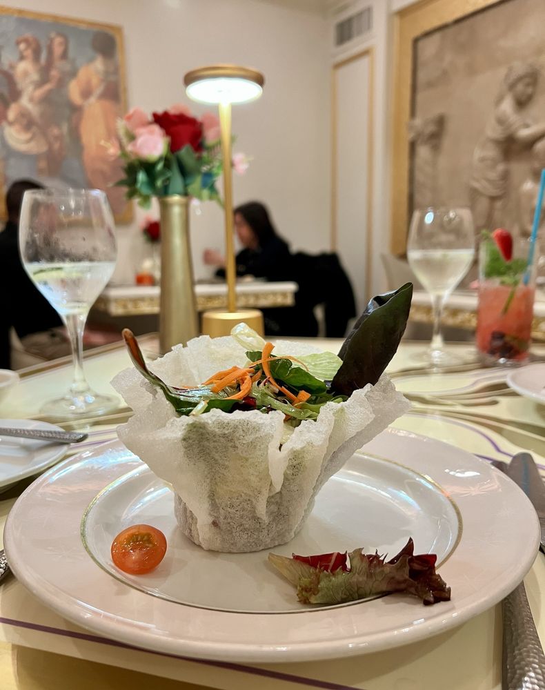 Anaheim White House Restaurant