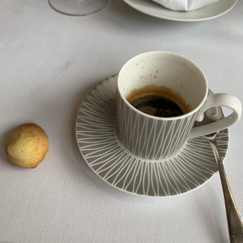 Petrus - Coffee w/ mignardise - French Near Me - London, XGL
