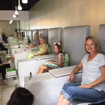 Modern Chic Nail Bar - Nail Salons Near Me - Thousand Oaks, California Modern Chic Nail Bar - Nail Salons Near Me - Thousand Oaks, California