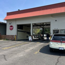 Reggie's Quick Lube - Reggie's Quick Lube #1