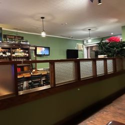 Donna’s On Main - Enjoyed seating on the "upper area"