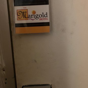 The Hotel Pendleton - Filthy front door - Hotels Near Me - Pendleton, Oregon