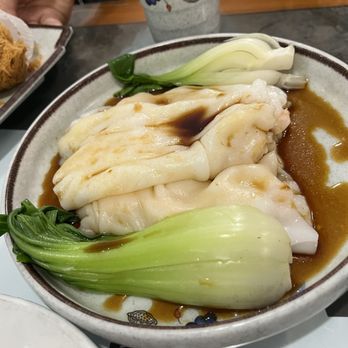 Corner Bites - Shrimp i. Noodle wrap - Dim Sum Near Me - Rockville, Maryland