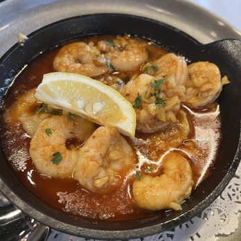 Arcos Cucina + Bar - Gamberi Aglio - Italian Near Me - Hopkinton, Massachusetts Arcos Cucina + Bar - Gamberi Aglio - Italian Near Me - Hopkinton, Massachusetts