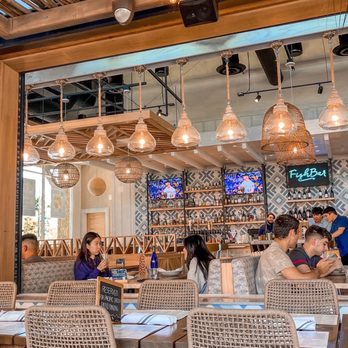 Pacific Catch - Interior - Seafood Near Me - Cupertino, California Pacific Catch - Interior - Seafood Near Me - Cupertino, California