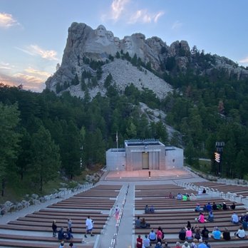 Mount Rushmore National Memorial - Landmarks & Historical Buildings Near Me - Keystone, South Dakota Mount Rushmore National Memorial - Landmarks & Historical Buildings Near Me - Keystone, South Dakota