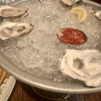 Seafood Shanty - Raw oysters - Seafood Near Me - Edgartown, Massachusetts Seafood Shanty - Raw oysters - Seafood Near Me - Edgartown, Massachusetts