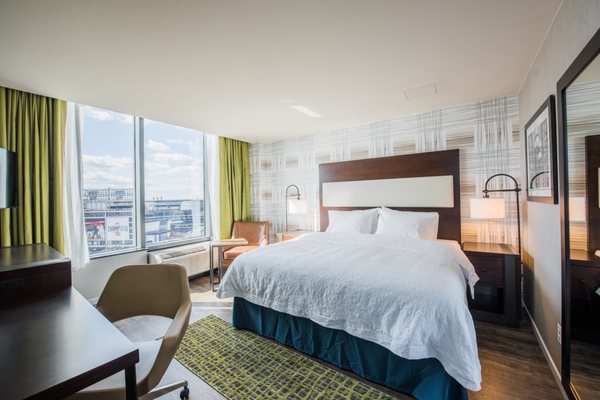 Hampton Inn & Suites Washington DC-Navy Yard by null