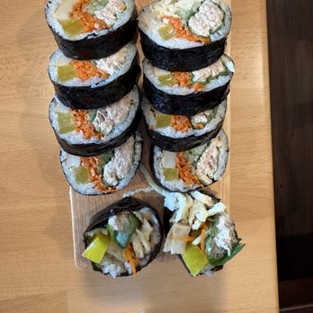 Moon’s Kitchen - Tuna kimbap - Korean Near Me - Federal Way, Washington Moon’s Kitchen - Tuna kimbap - Korean Near Me - Federal Way, Washington