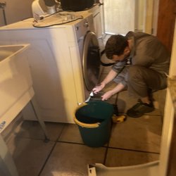 Appliance Tech 4 You - Tim doing a great job....!!!
