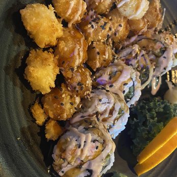 Kaze Sushi - Crunch Scallop roll - Sushi Bars Near Me - Palmdale, California Kaze Sushi - Crunch Scallop roll - Sushi Bars Near Me - Palmdale, California