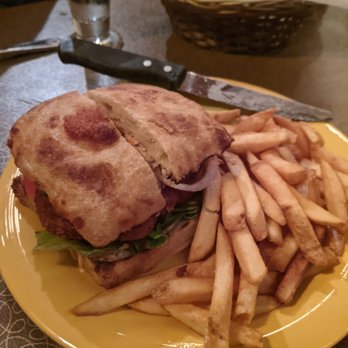 Olde Forge Restaurant - Vegetarian "chicken" sandwich - American Near Me - Lanesborough, Massachusetts