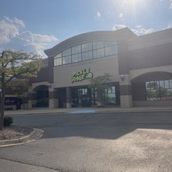 PickleRage - Gateway Center - Front entrance