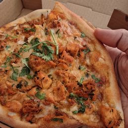Butter Chicken Pizza