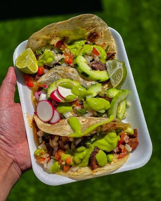 Tacos Mama Cuca by null