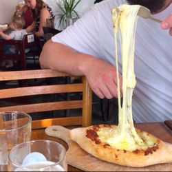 Fatventure Food Tours - Uhhh that stretch though!