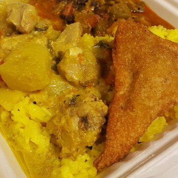 Komala Curry House - Chicken korma, Okra mung bean kulambu, and Vegetable samosa - Indian Near Me - Honolulu, Hawaii Komala Curry House - Chicken korma, Okra mung bean kulambu, and Vegetable samosa - Indian Near Me - Honolulu, Hawaii