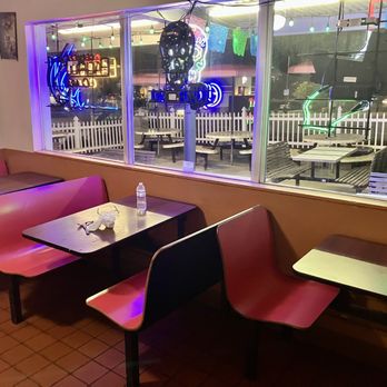 Taco De Mexico - Both indoor and outdoor seating - Mexican Near Me - San Luis Obispo, California Taco De Mexico - Both indoor and outdoor seating - Mexican Near Me - San Luis Obispo, California