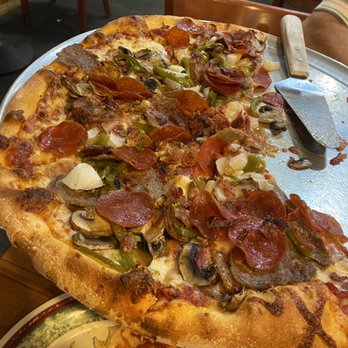 Tomatoes Pizzeria - Large special pizza with bacon & onion (no ham, olives or anchovies) - Pizza Near Me - Greenacres, Florida Tomatoes Pizzeria - Large special pizza with bacon & onion (no ham, olives or anchovies) - Pizza Near Me - Greenacres, Florida