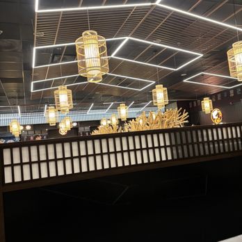 Sushi Kami - Inside restaurant - Sushi Bars Near Me - Bradenton, Florida Sushi Kami - Inside restaurant - Sushi Bars Near Me - Bradenton, Florida