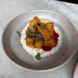 Yes yes yes - Fried cheese.