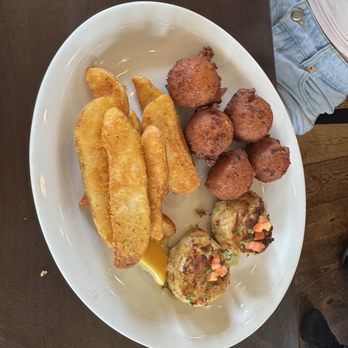 Palm Valley Fish Camp - Crab cakes with hush puppies and fries - Seafood Near Me - Ponte Vedra Beach, Florida Palm Valley Fish Camp - Crab cakes with hush puppies and fries - Seafood Near Me - Ponte Vedra Beach, Florida