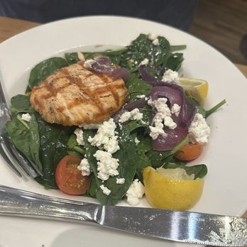 Jack's Restaurant & Bar - GRILLED SALMON SALAD - Breakfast & Brunch Near Me - Pleasant Hill, California