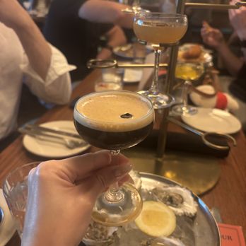 Murray's Tavern - Espresso martini - American Near Me - Austin, Texas Murray's Tavern - Espresso martini - American Near Me - Austin, Texas