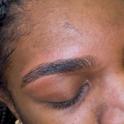 Miracle Eyebrows - Threaded eyebrows
