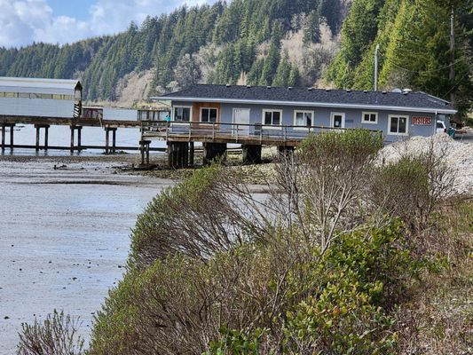 Oregon Oyster Farms by null