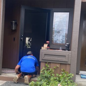 5 Points Windows & Doors - Their worker at front of property - Windows Installation Near Me - Torrance, California