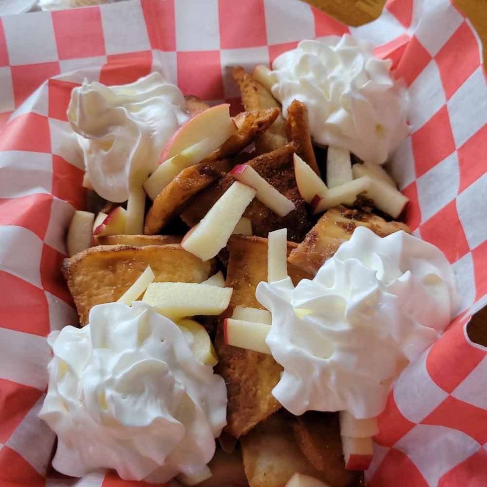 Orchard Hill Cider Mill - Dessert nachos - Cideries Near Me - New Hampton, New York Orchard Hill Cider Mill - Dessert nachos - Cideries Near Me - New Hampton, New York
