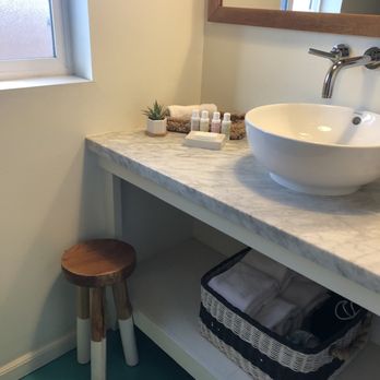 Cambria Beach Lodge - Hotels Near Me - Cambria, California
