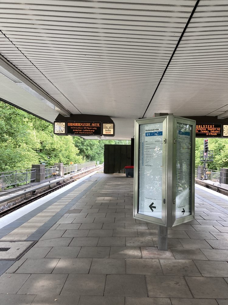 UBAHNHOF LATTENKAMP Updated October 2024 15 Photos Lattenkamp 33